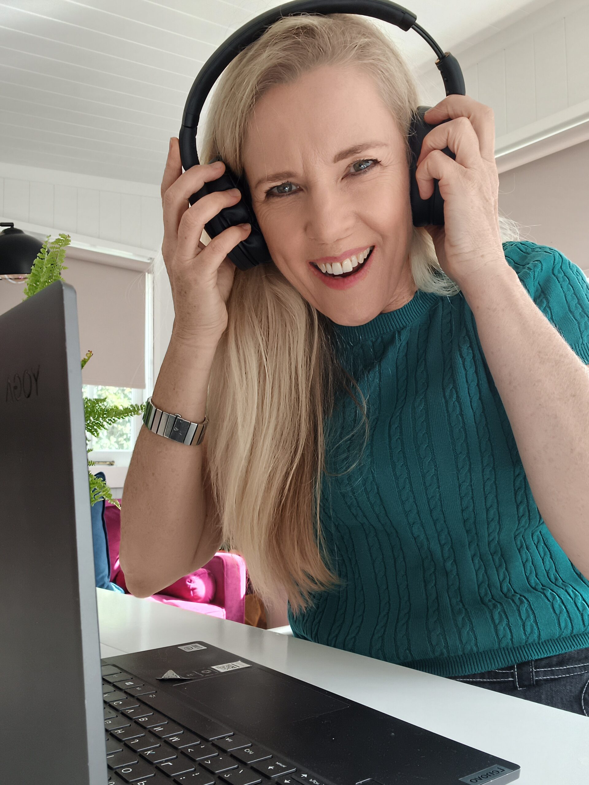 Jan wearing headphones
